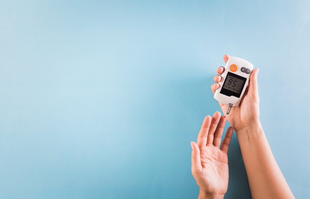 diabetic measures level glucose blood diabetes day