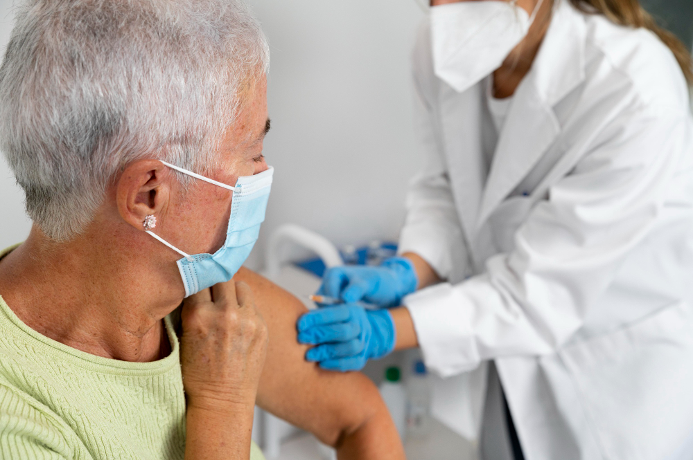 covid vaccine fight illness